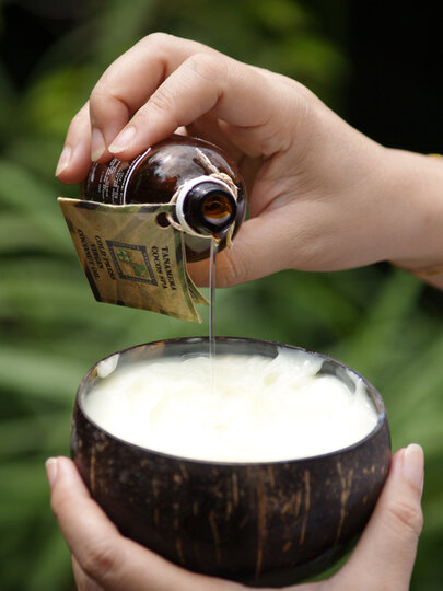 Cocos Peeling